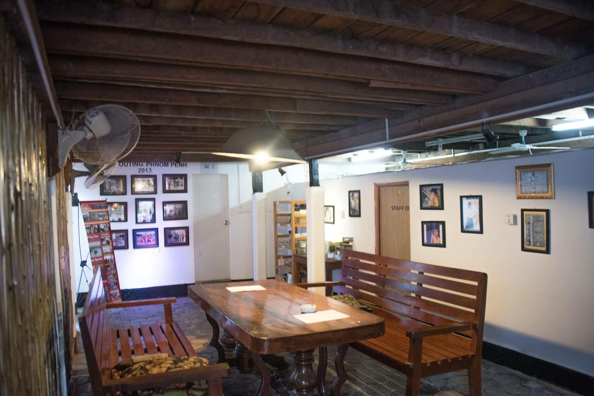Five Rose Siem Reap Hostel Exterior foto